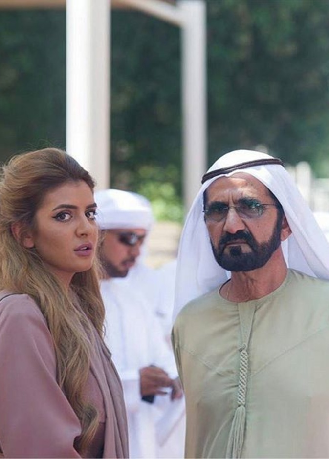 الشيخ محمد بن راشد آل مكتوم وكريمته الشيخة مهرة بنت محمد 