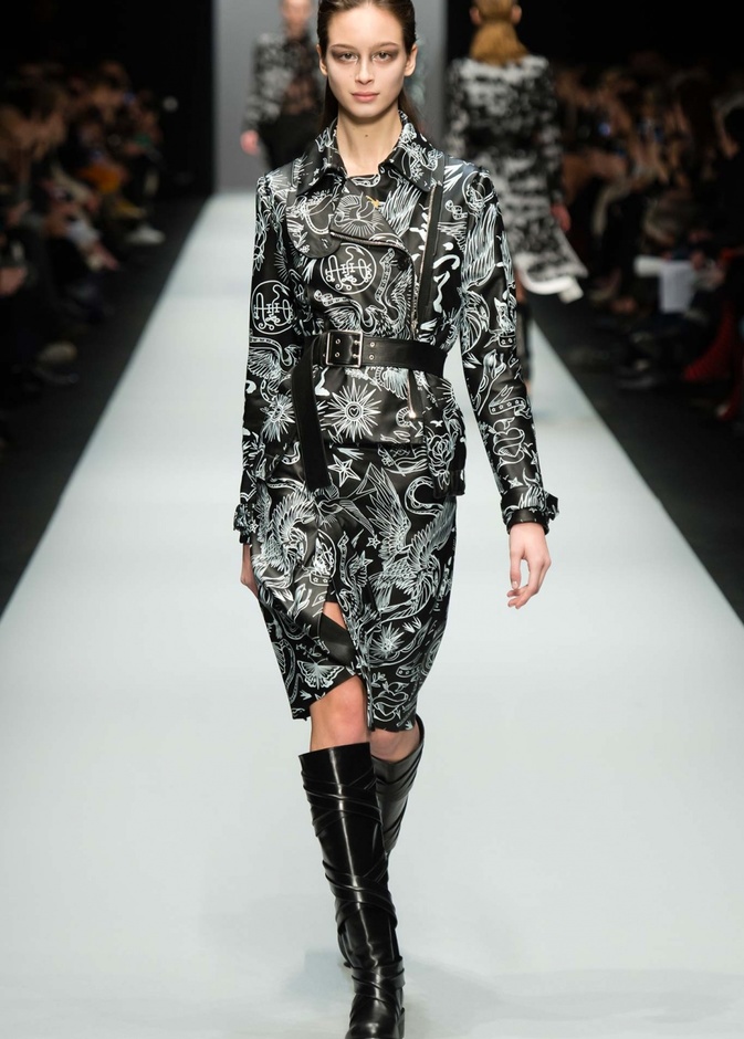 تصاميم بروح حسيّة ومتمرّدة في مجموعة Guy Laroche