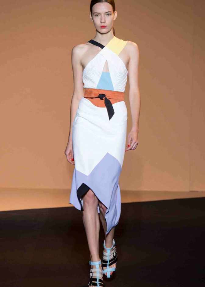 أزهار الرغبة تتفتح مع ربيع ROLAND MOURET 