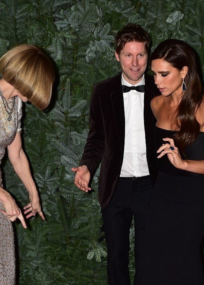 مالذي شغل نجوم الموضة في حفل Evening Standard Awards؟؟