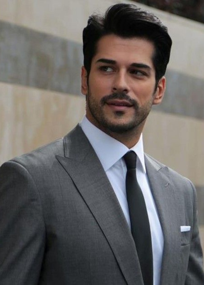 بوراق أوزجفيت