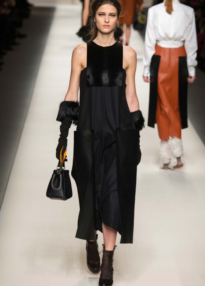 الفرو سيّد الأناقة في مجموعة   Fendi