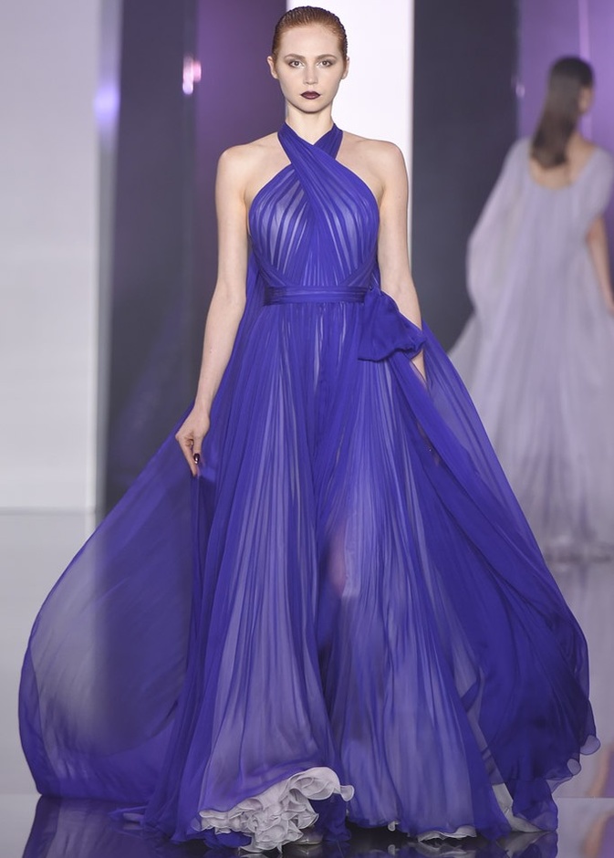 Ralph & Russo مجموعة تحبس الأنفاس!