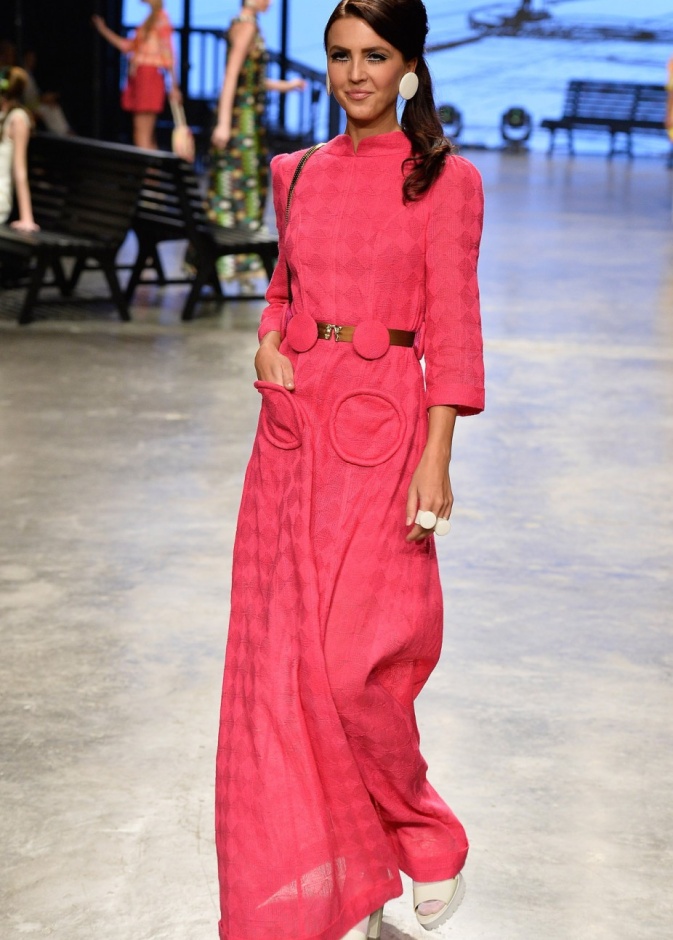 عرض ازياء Zaroon By Zareena لربيع و صيف 2016