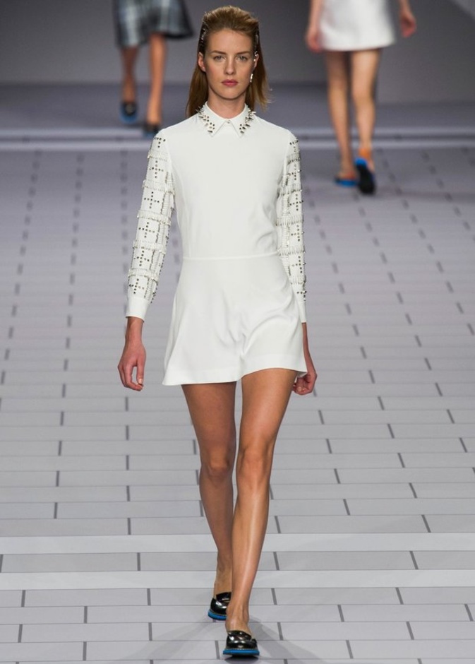 Viktor and Rolf : الزي المدرسي الكلاسيكي...