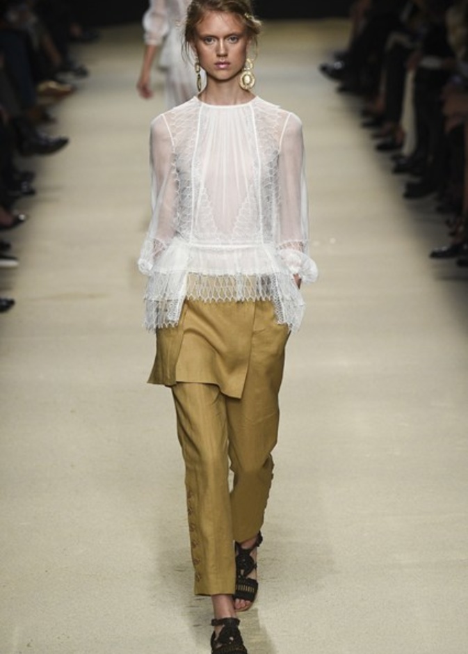 مجموعة Alberta Ferretti لربيع و صيف 2016