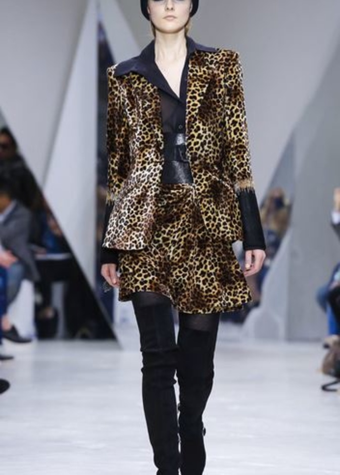 عرض Pascal Millet الأناقة في البساطة!