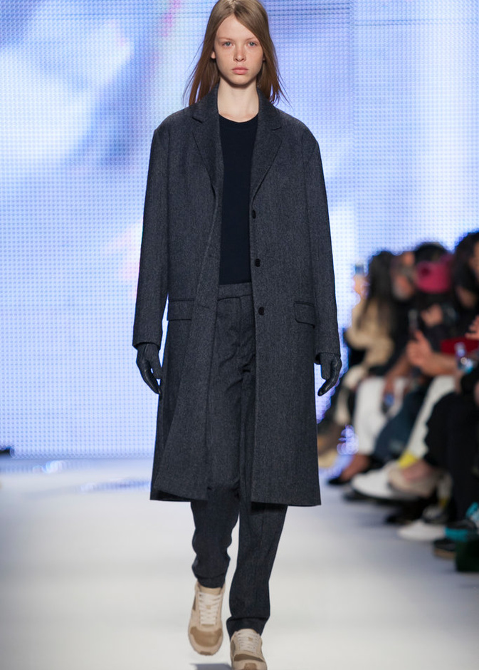 LACOSTE: أناقة لا تعرف التعب