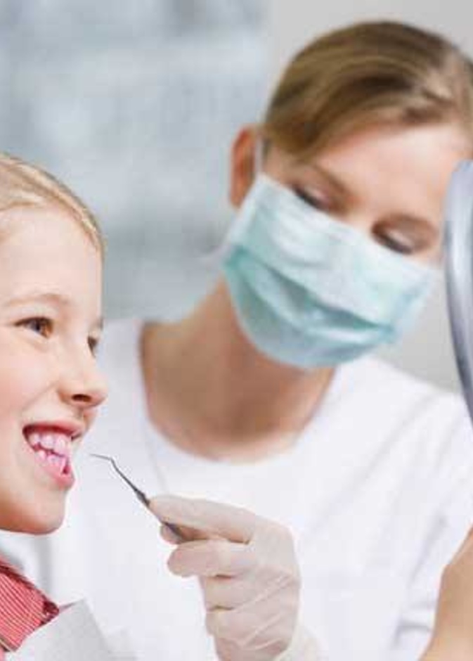 ضرورة الزيارة المنتظمة لطبيب الاسنان