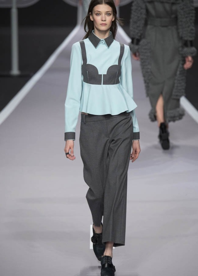 Viktor & rolf... الرمادي كما لم تشاهديه من قبل