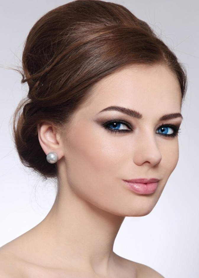 5 خطوات مدهشة لتكثيف حواجبك