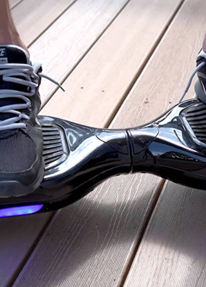 حظر استخدام سكوتر ذاتي التوازن في مولات دبي