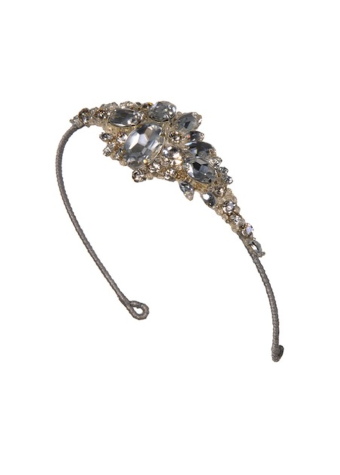 عصابة التيارا من جيني باكهام