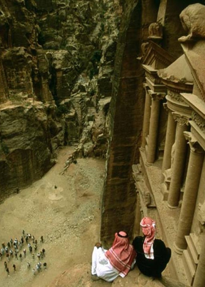 المدينة الوردية.. أعجوبة العالم وفخر الأردن 