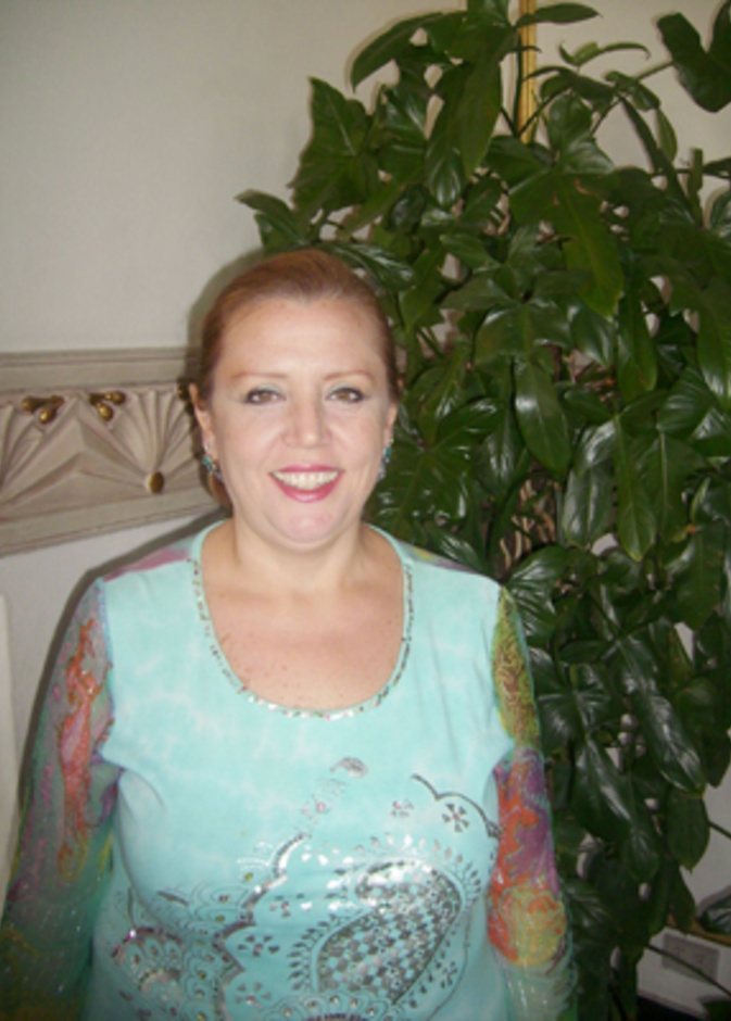 جانيين : أغني وعيني على خالتي صباح  