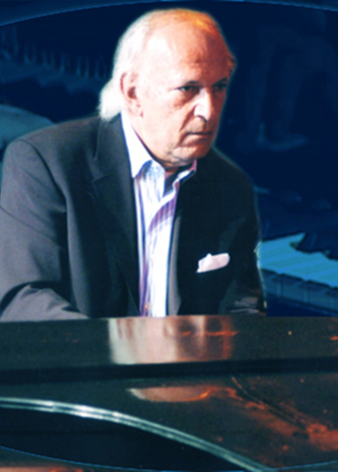 الموسيقار عمر خيرت : يعجبني عمرو وتامر وبحة شيرين  