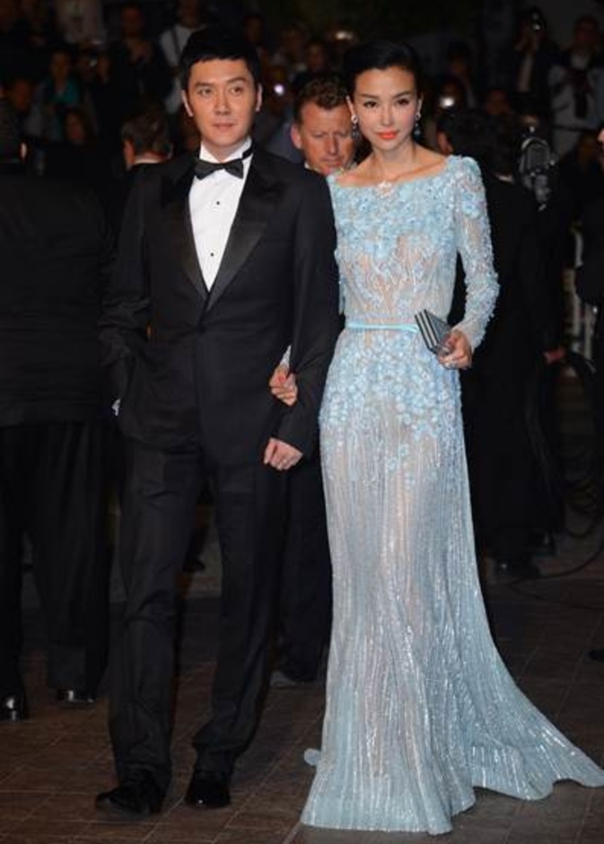 نجمات يتزيّنّ بمجوهرات   BULGARI   