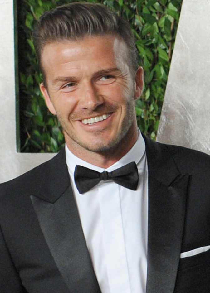 بيكهام أول رجل على غلاف ELLE