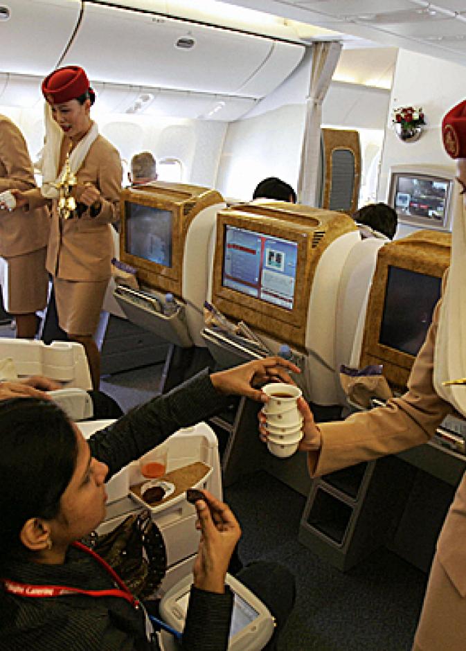 طيران الإمارات أفضل ناقل للسفر العائلي