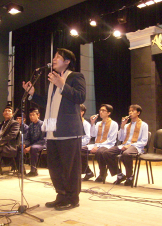 الاندونيسي نور أخياري : موسيقانا تخاطب النفس البشرية  