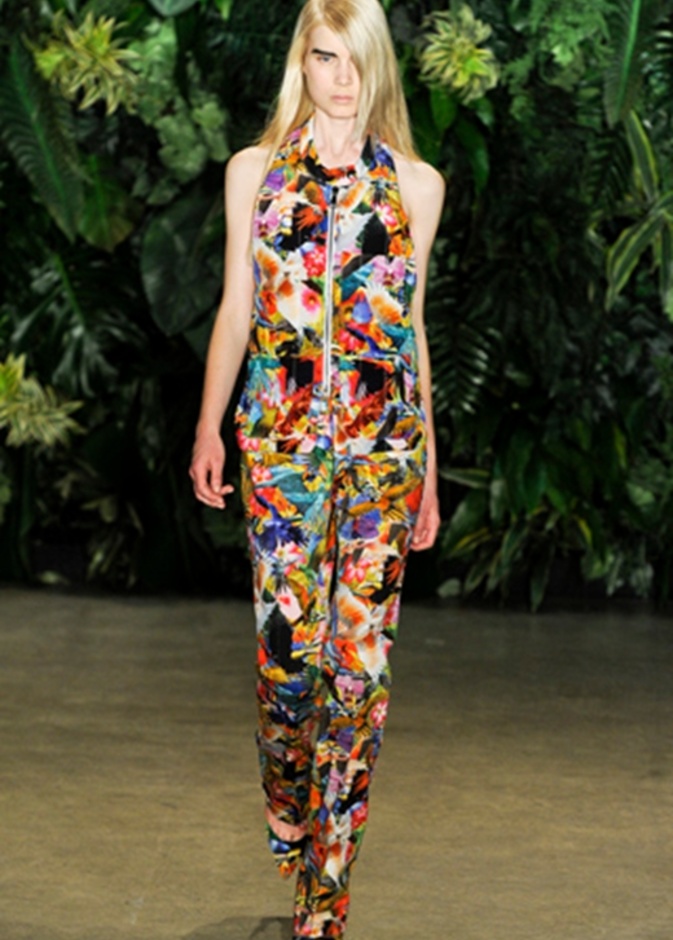  البذلة  أو الـ Jumpsuit موضة وراحة