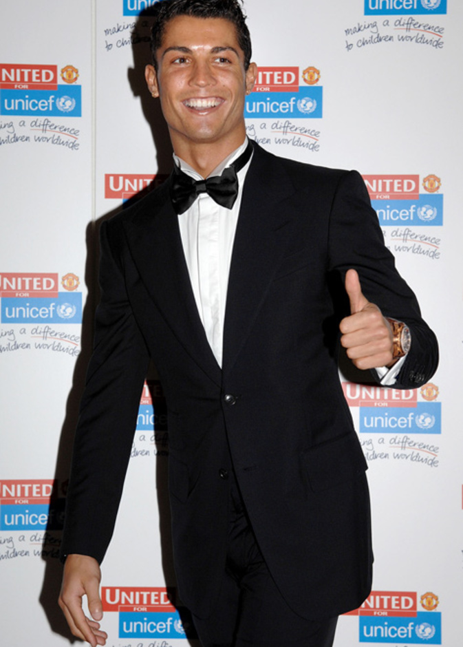 كريستيانو رونالدو أكثرهم وسامةً