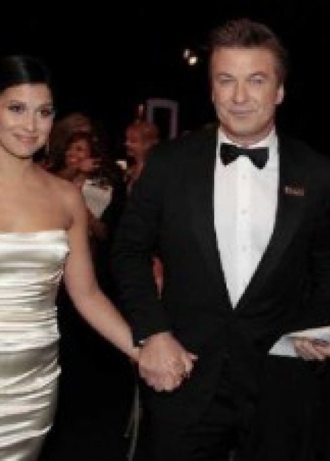 أدريان فيلاري وجايد جاغر في القفص الذهبي