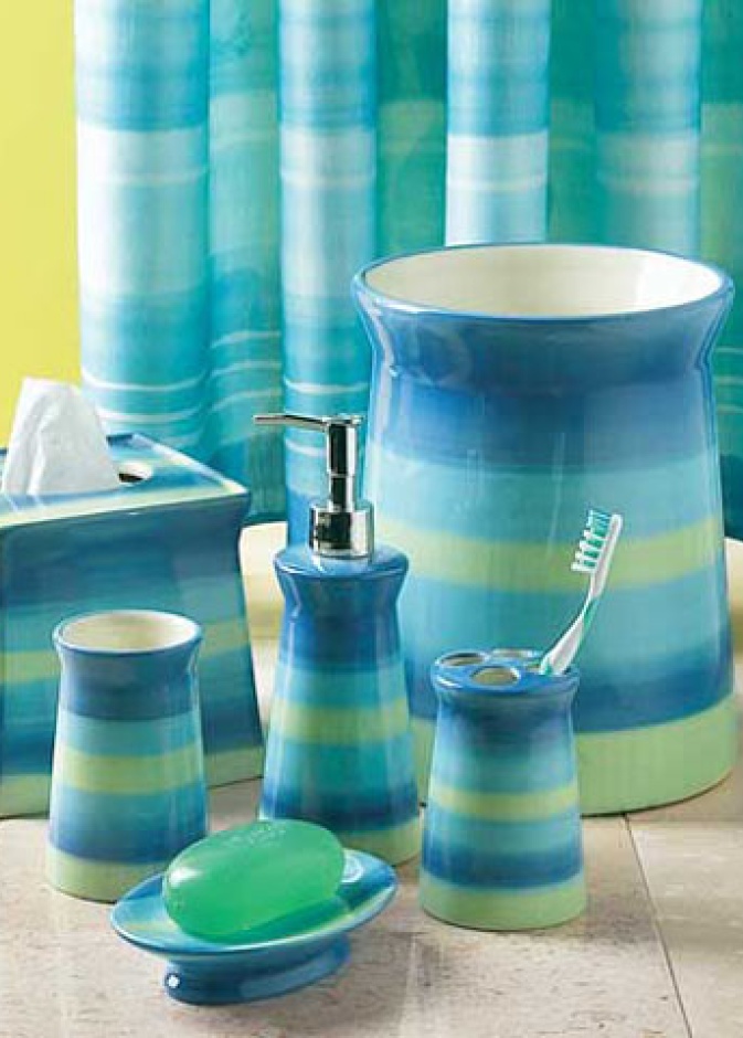 مجموعة حمام بالألوان الأزرق