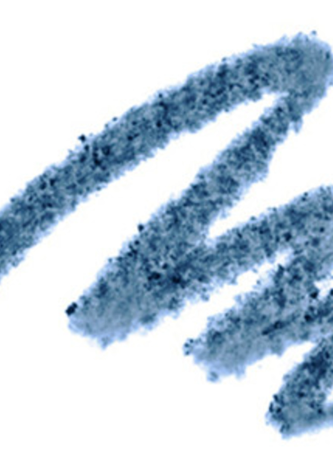 موضة الآيلاينر الملون