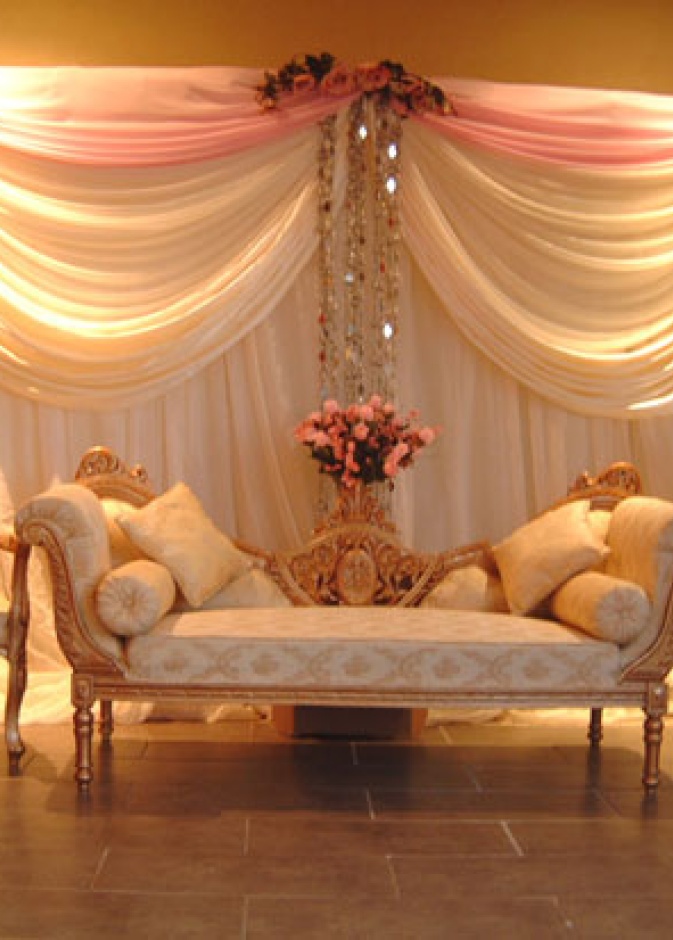 كوشة عروس كلاسيكية