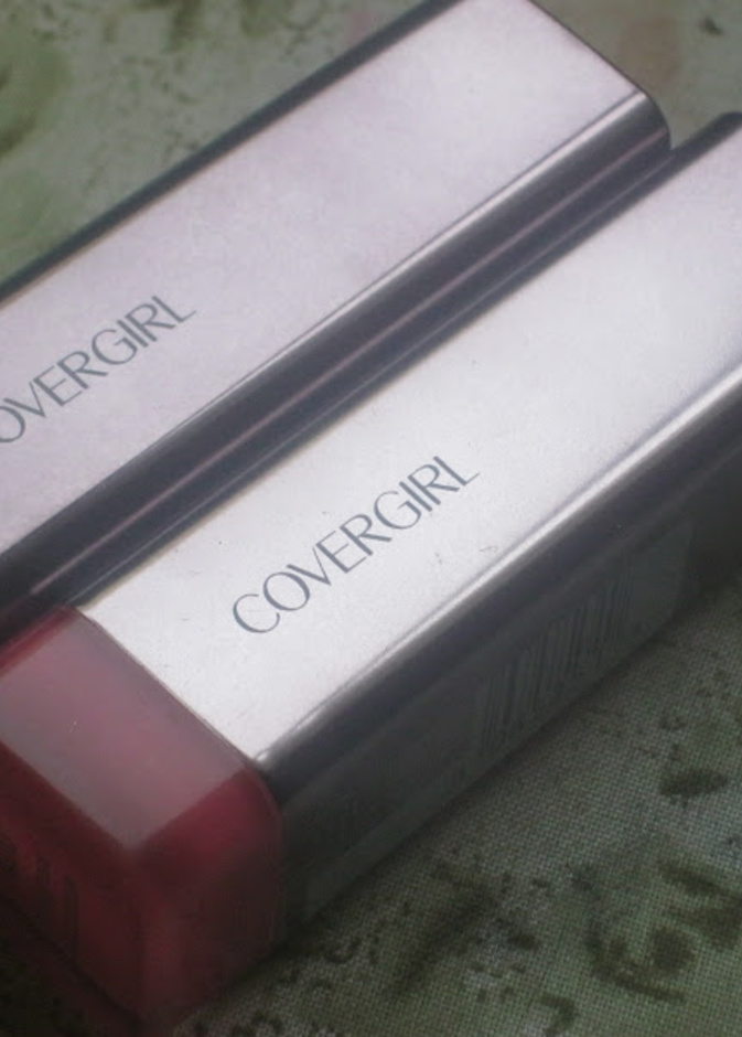 أحمر شفاه من COVER GIRL LIPSTICK