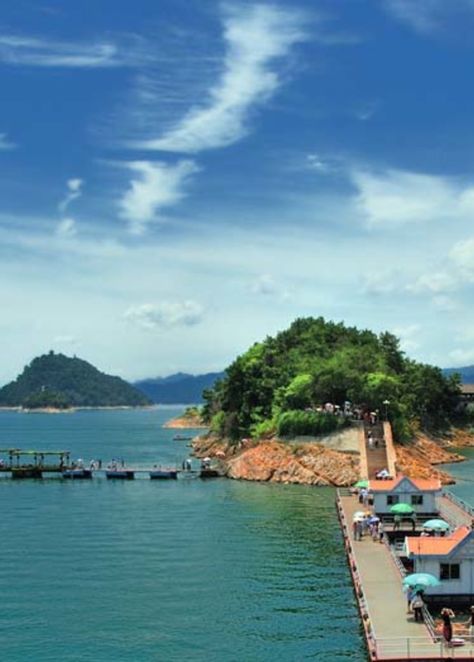 مناظر الصين الساحرة في بحيرة تشيانداو