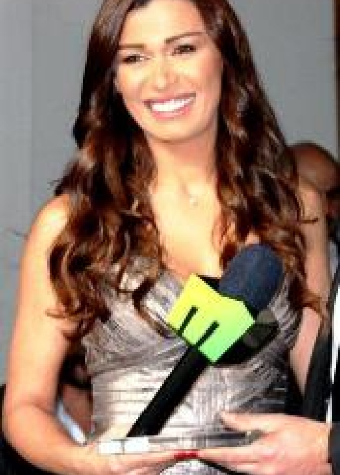 ولد في مثل هذا اليوم من المشاهير وحظك مع الأبراج