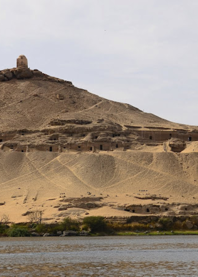 مقابر النبلاء، أسوان