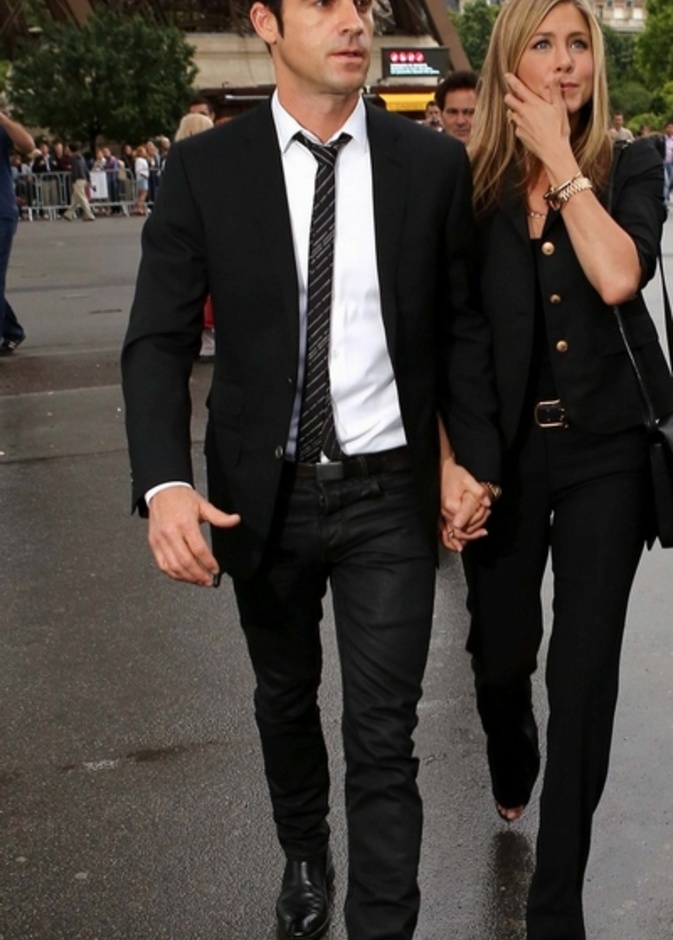 جنيفر أنيستون وجاستن ثيرو