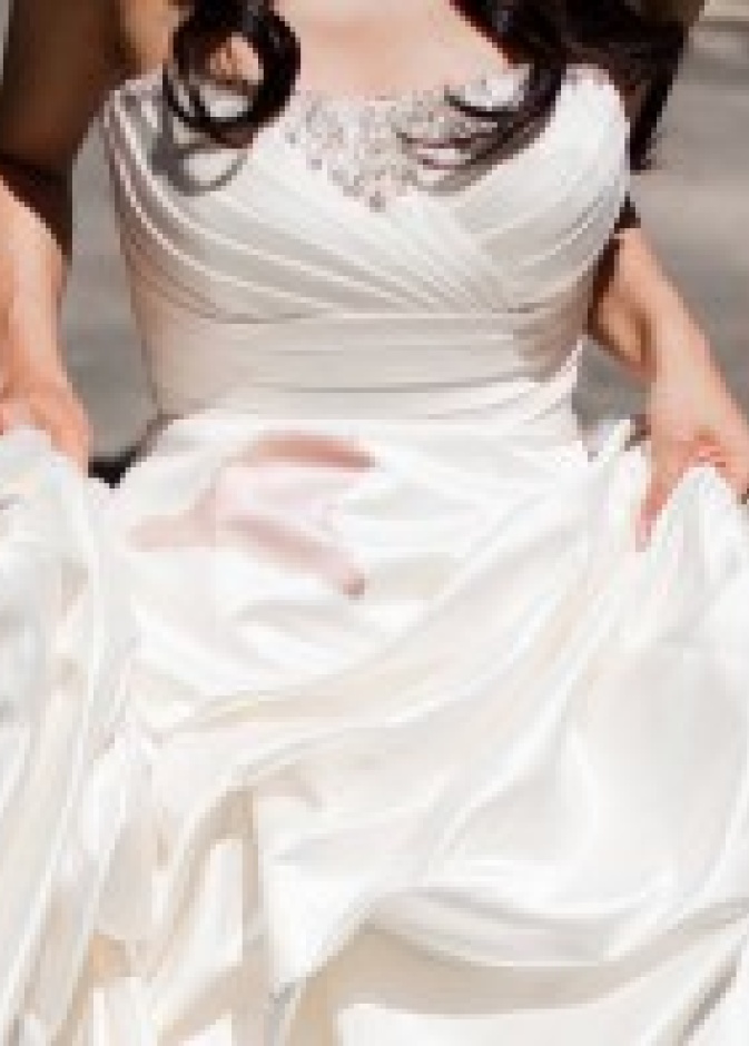 حاربي البقع المفاجئة على فستان زفافك