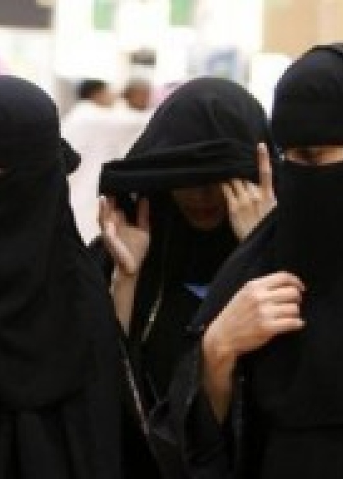 100 دعوى طلاق بالمدينة المنورة بسبب التدخين