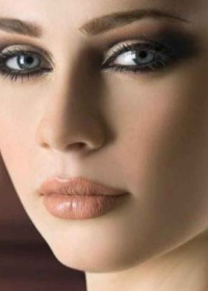 أسس الماكياج لإبراز جمالك