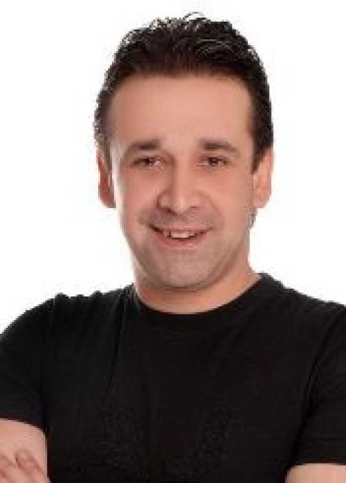 ولد في مثل هذا اليوم من المشاهير وحظك مع الأبراج