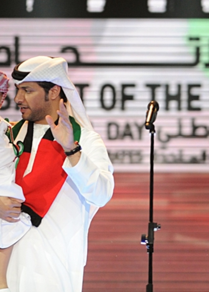 منصور بن زايد خلال يحتفل بالعيد الوطني الإماراتي