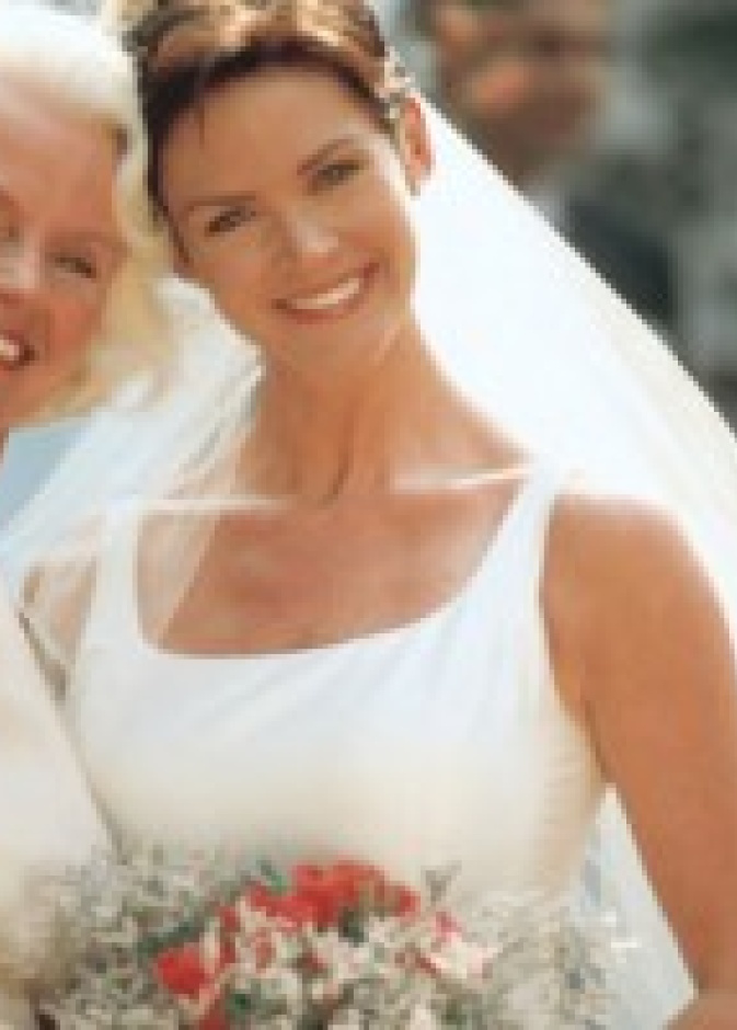 نصائح خاصة لأناقة أم العروس