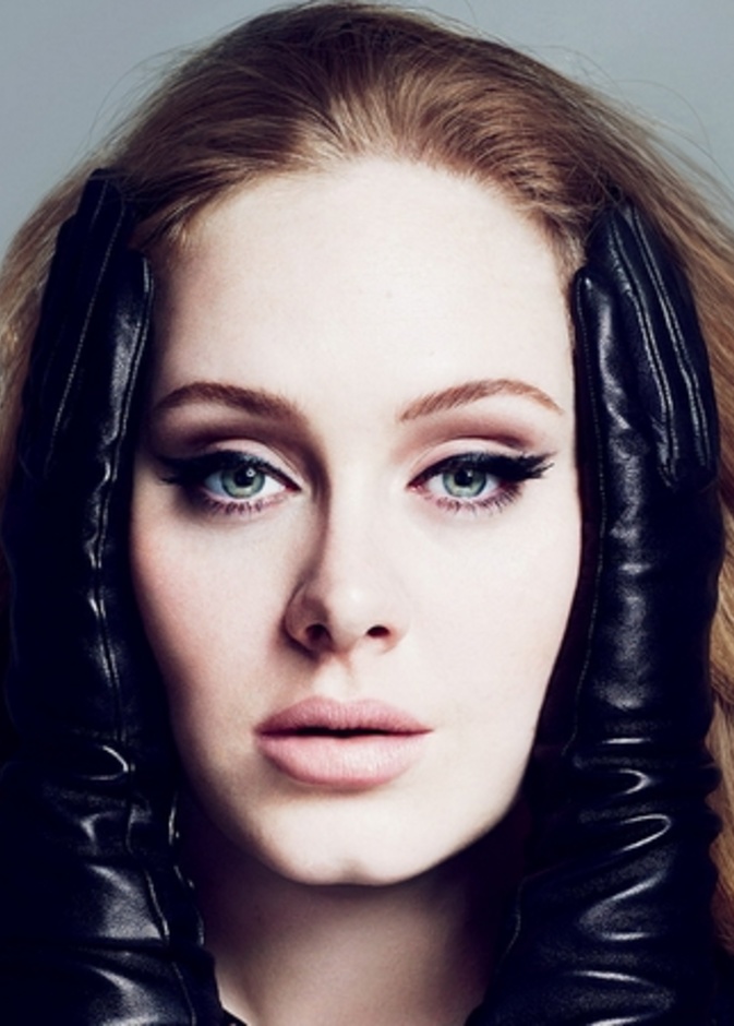  Adele