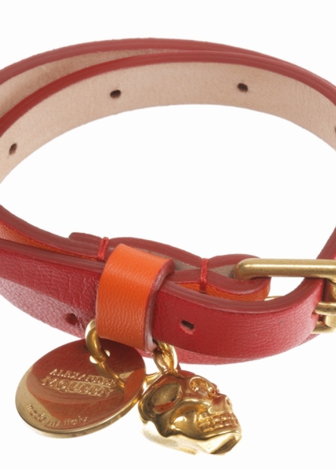 هدايا من Alexander McQueen’s