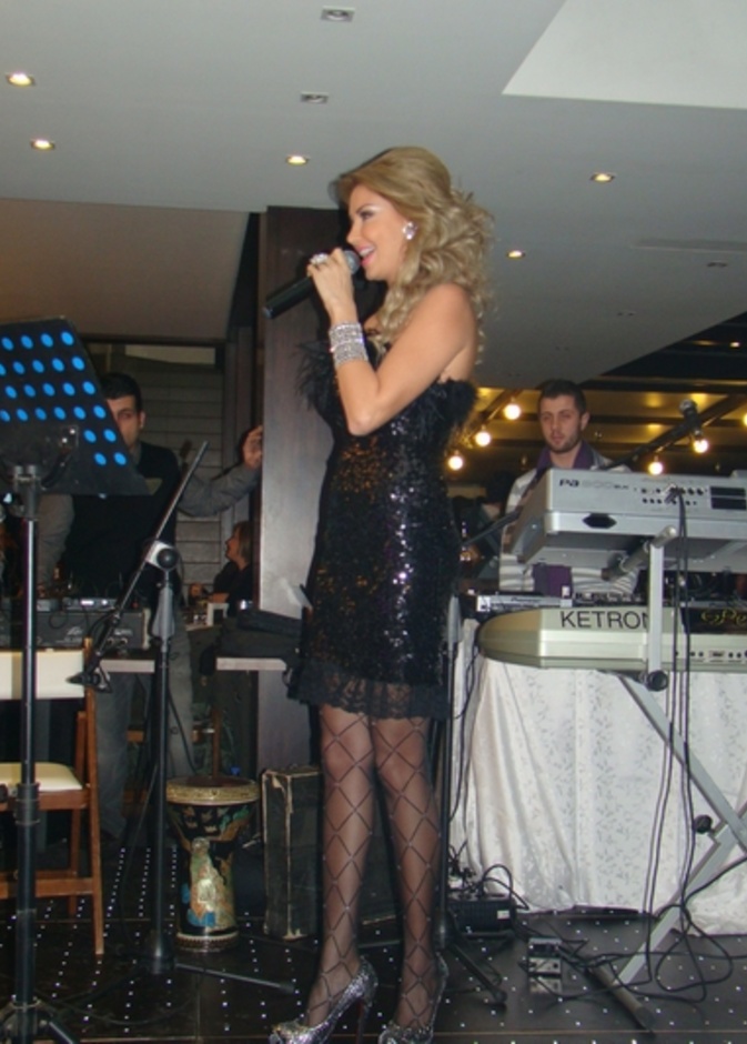 كريستينا غنت في مطعم الـ Qube