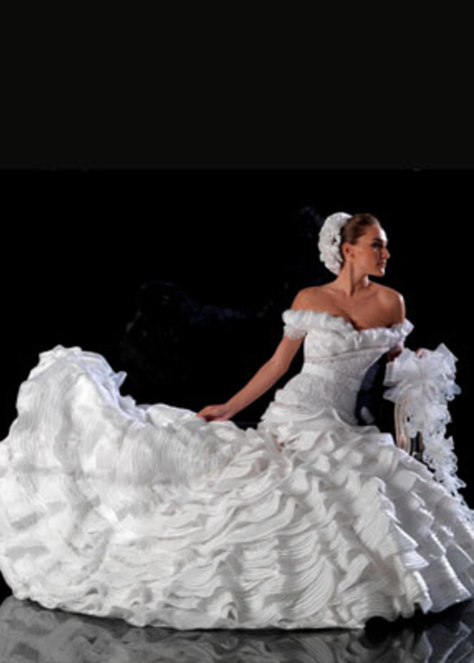 فساتين زفاف مترفة من Hazar Haute Couture