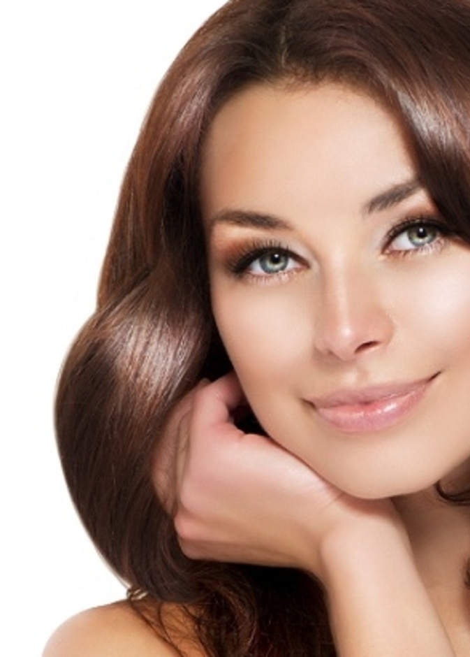 5 أعشاب تكسب شعرك لمعانا جذابا
