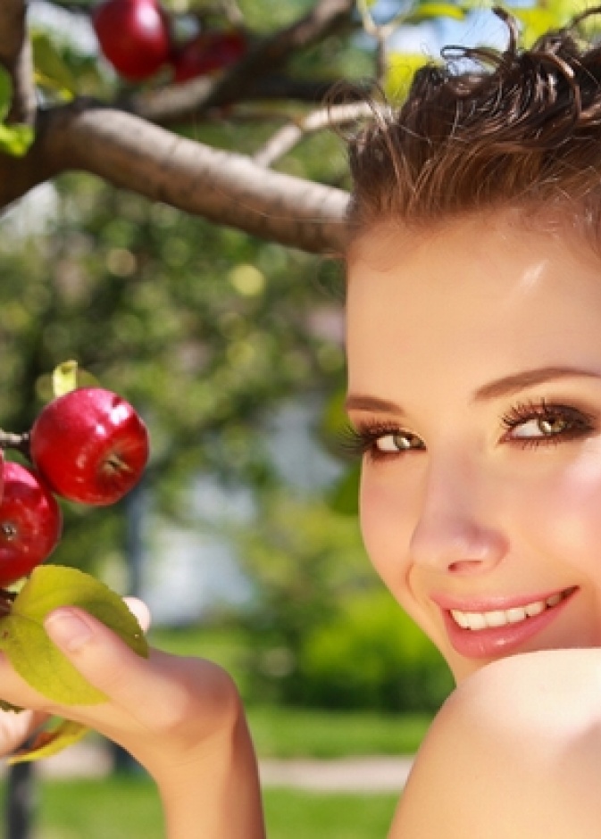 الفاكهة ... سر جمالك وصحتك أيتها العروس