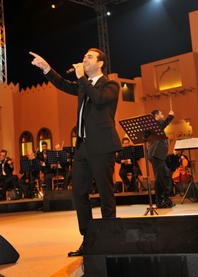 وائل جسار يغني في ليالي احتفالات مهرجان ربيع سوق واقف الغنائية