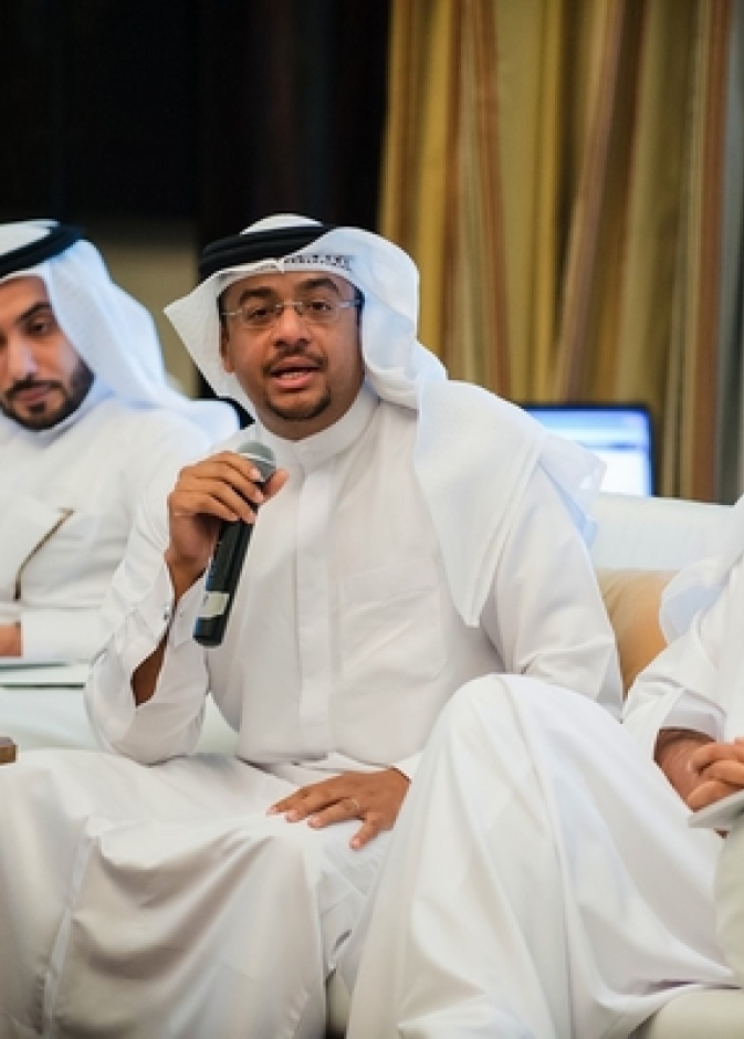 أثناء أولى جلسات "مجلس مؤسسة دبي للمرأة"