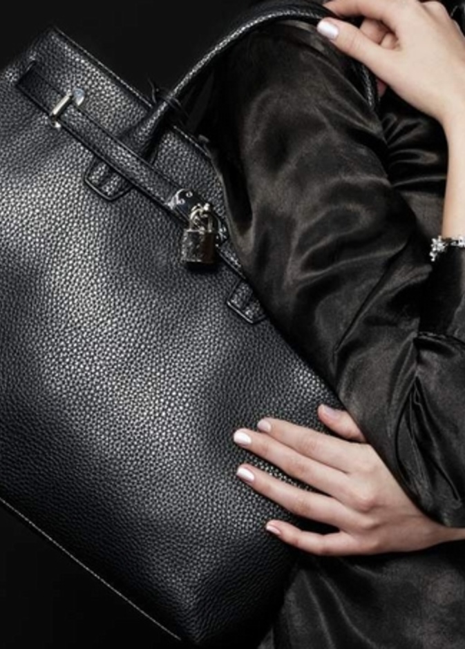 ماذا يوجد في حقيبة المرأة السعودية؟